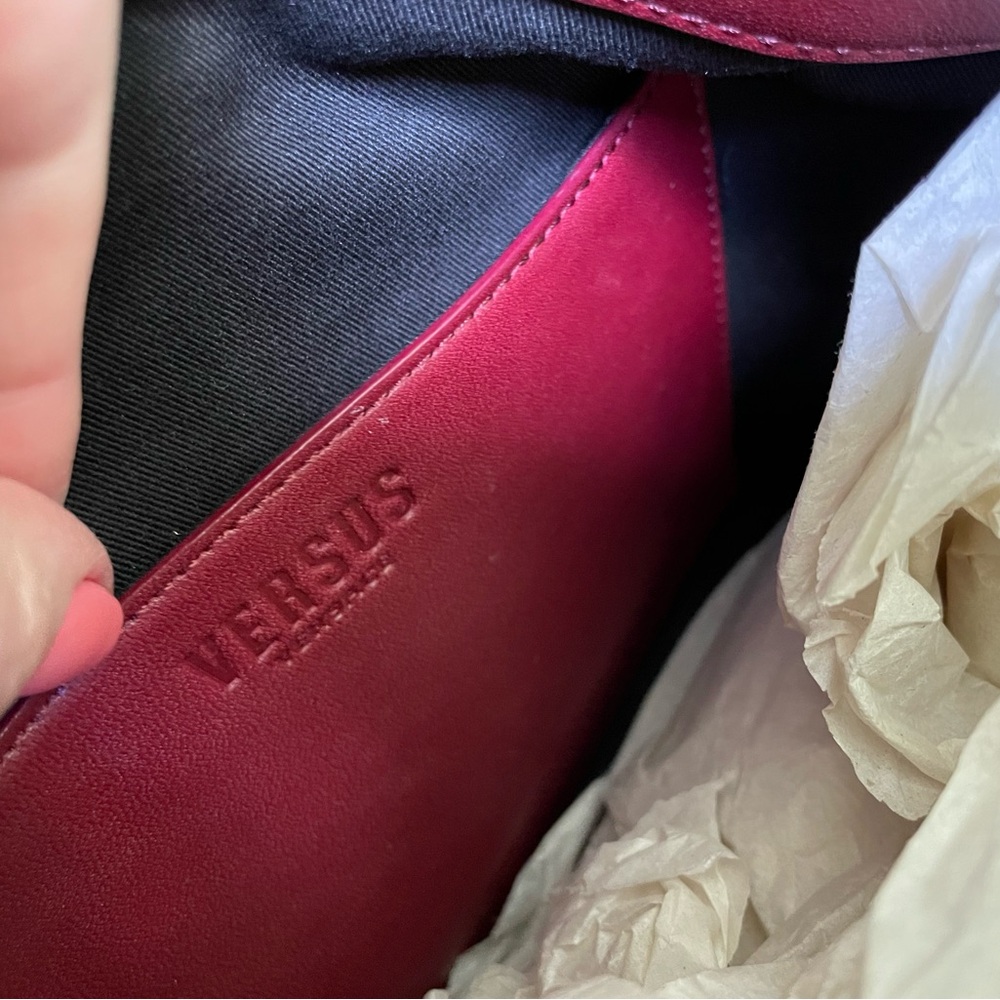 Giovanni Versace leather handbag. - Picture 5 of 12